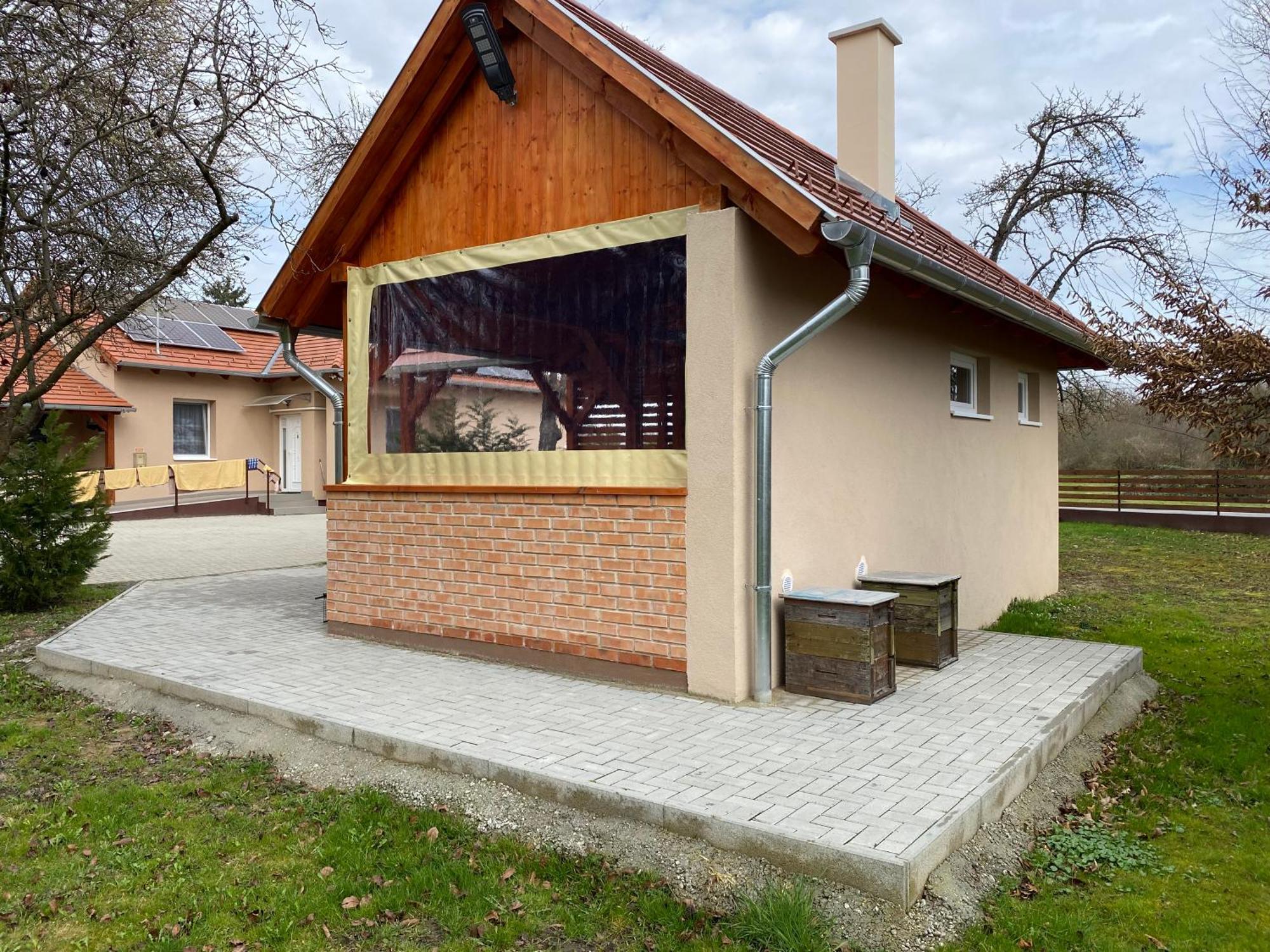 Okerka Vendeghaz Apartment Csesztreg Exterior photo